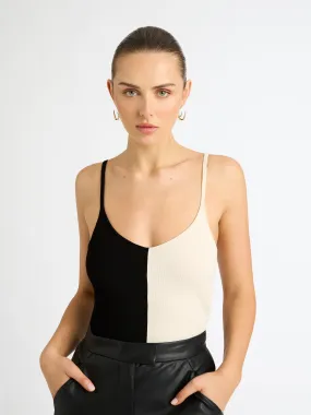 CROSSROADS KNIT TOP