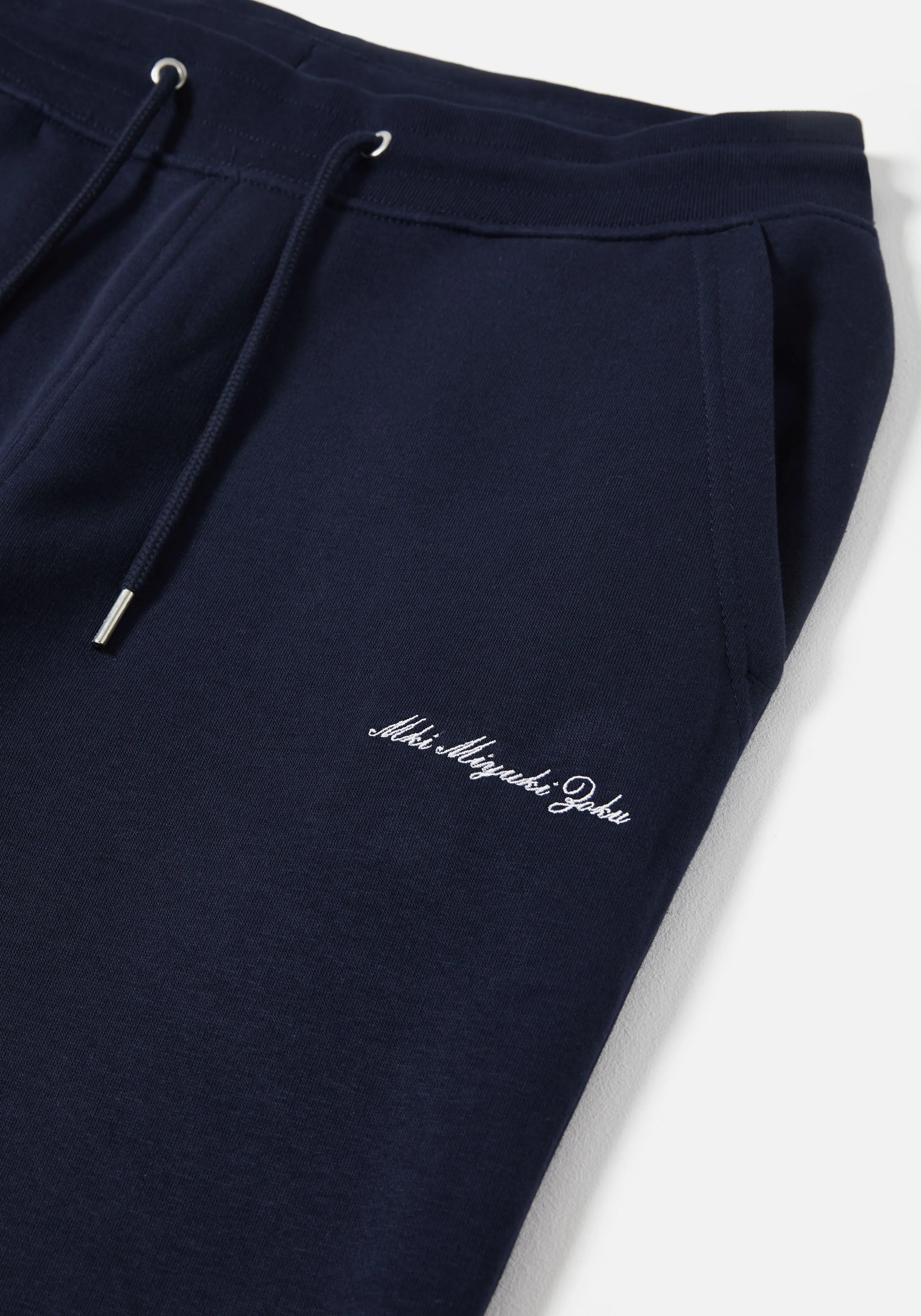MKI EMBROIDERED EMBASSY SHORTS