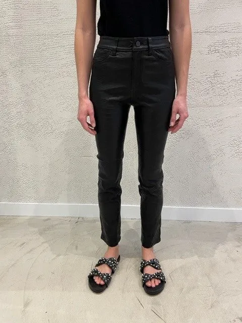 Paige Cindy Leather in Black