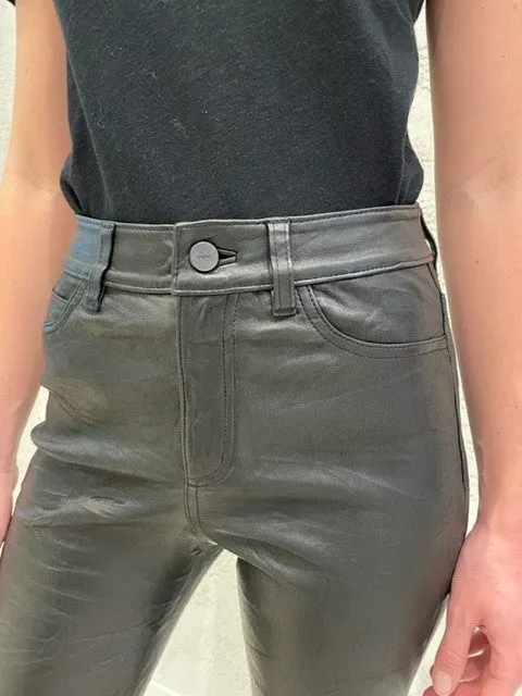 Paige Cindy Leather in Black